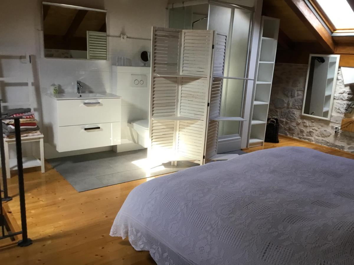 Stein Haus Villa Pirovac Kültér fotó