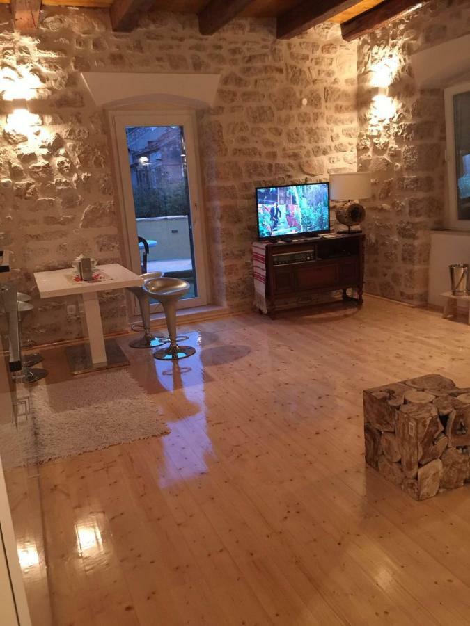 Stein Haus Villa Pirovac Kültér fotó