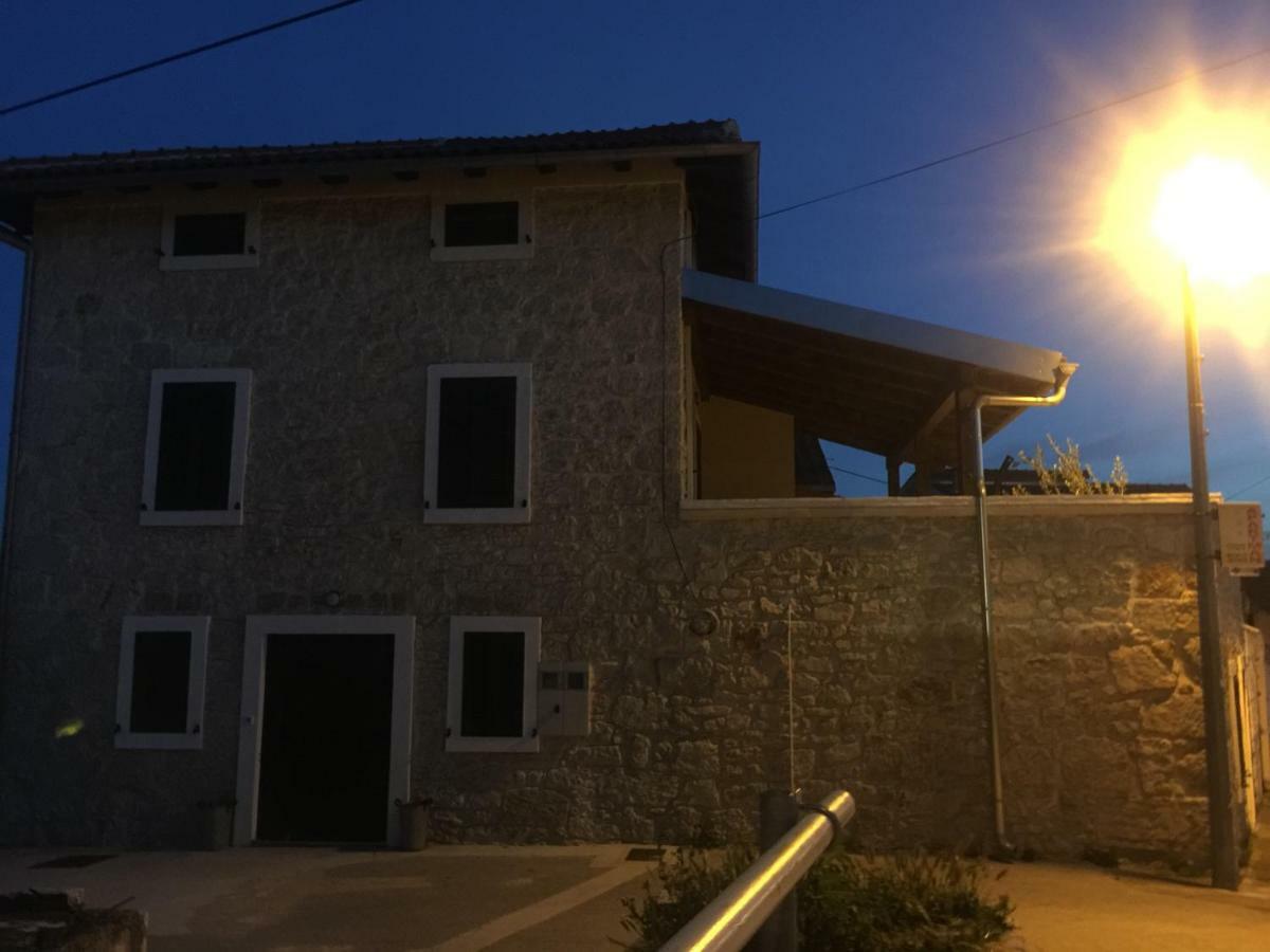 Stein Haus Villa Pirovac Kültér fotó